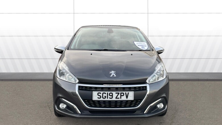 Peugeot 208 1.2 PureTech 82 Signature 5dr [Start Stop] Petrol Hatchback